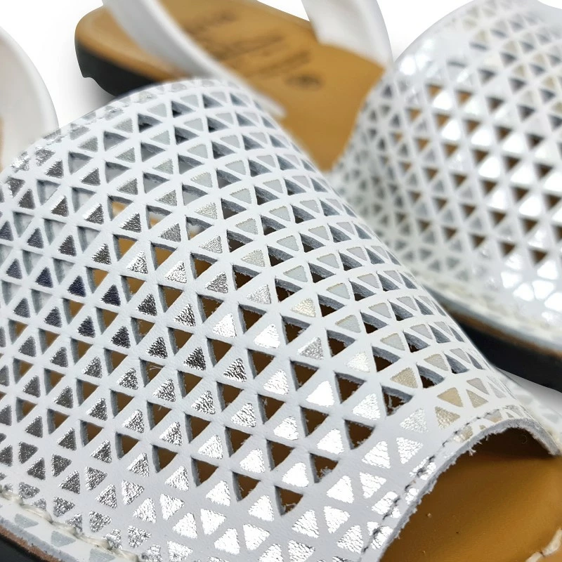 Avarcas Menorquinas Mujer Piel Calada 336 Blanco, De C. Ortuño 4 Avarcas Menorquinas Mujer Piel Calada 336 Blanco, De C. Ortuño - Imagen 2