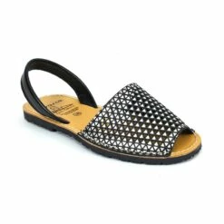 Avarcas Menorquinas Mujer Piel Calada 336 Negro, De C. Ortuño -BOUTTYE Ventas avarcas menorquinas mujer piel calada 336 negro de c ortuno 2