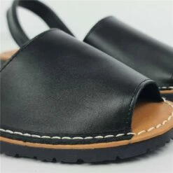 Avarcas Menorquinas Mujer Piel Plantilla Acolchada 2201 Negro De C. Ortuño -BOUTTYE Ventas avarcas menorquinas mujer piel plantilla acolchada 2201 negro de c ortuno 2