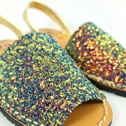 Avarcas Menorquinas Mujer Piel Purpurina Holográfica 275 Arcoiris, De C. Ortuño -BOUTTYE Ventas avarcas menorquinas mujer piel purpurina holografica 275 arcoiris de c ortuno 1