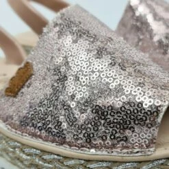 Avarcas Menorquinas Mujer Piel Y Lentejuelas Plataforma Plantilla Acolchada 1253 Nude, De Eva Mañas -BOUTTYE Ventas avarcas menorquinas mujer piel y lentejuelas plataforma plantilla acolchada 1253 nude de eva manas 1