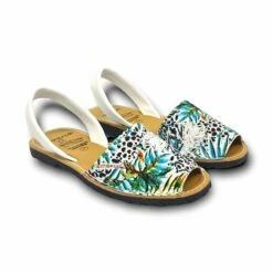 Avarcas Menorquinas Planas Mujer Piel Y Textil Motivos Florales 214 Verde, De C. Ortuño -BOUTTYE Ventas avarcas menorquinas planas mujer piel y textil motivos florales 214 verde de c ortuno 2