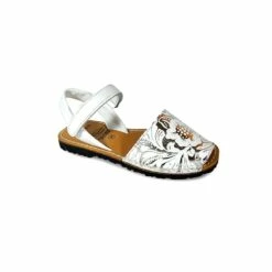 Primera página -BOUTTYE Ventas avarcas nina piel grabado plata 205 blanco de c ortuno 1