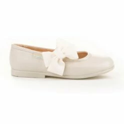 Bailarinas Colegiales Infantil Niña Piel Velcro Lacito 519 Beige, De Angelitos -BOUTTYE Ventas bailarinas colegiales nina piel adorno lacito 1509 beige de angelitos 1