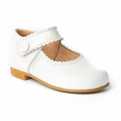 Merceditas Niña Piel Nacarada Velcro 1502 Blanco, De Angelitos -BOUTTYE Ventas merceditas nina piel nacarada velcro 1502 blanco de angelitos 2