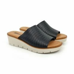 Zuecos Cuña Baja Mujer Piel Grabada Punta Abierta Plantilla Acolchada 22802 Negro, De Blusandal -BOUTTYE Ventas zuecos cuna baja mujer piel grabada punta abierta plantilla acolchada 22802 negro de blusandal 6